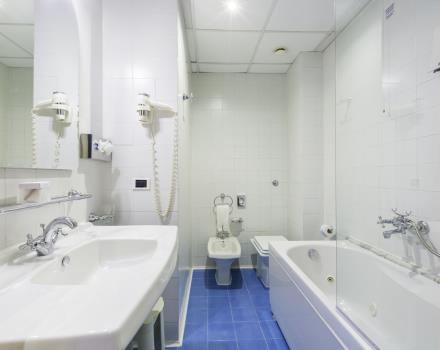 Comfortable bathroom in Rome Best Western Hotel Artdeco ROME center