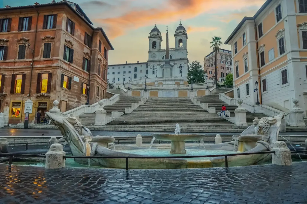 Veduta della scalinata di Piazza di Spagna a Roma